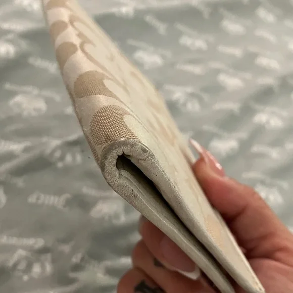 Coach Tan Signature wallet flap - Picture 3 of 7